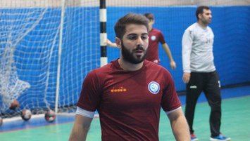 "Hentbolun çok zorlukları var"