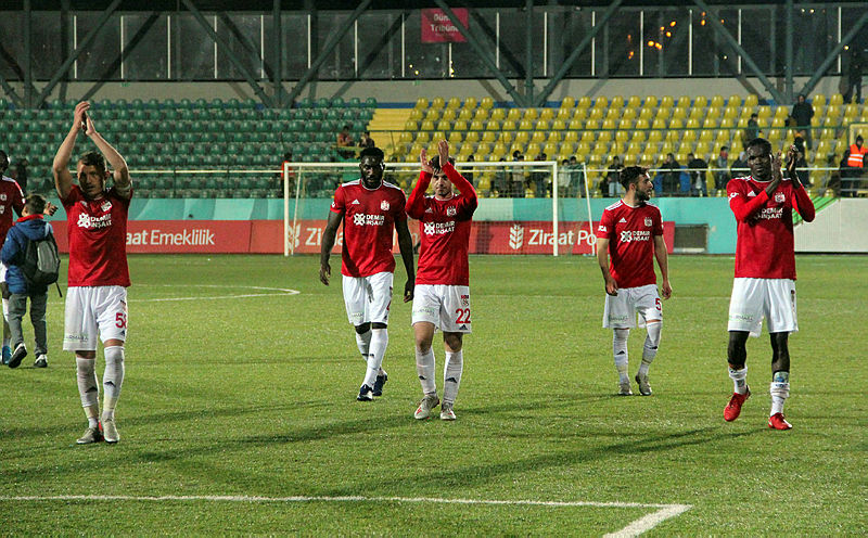 Mac Sonucu Esenler Erokspor 0 2 Sivasspor Ziraat Turkiye Kupasi