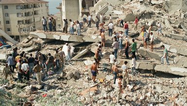 17 AĞUSTOS MARMARA (GÖLCÜK) DEPREMİ 📌 | 17 Ağustos depremi kaç yılında oldu? Gölcük depremi kaç şiddetinde oldu?  (99 depremi)