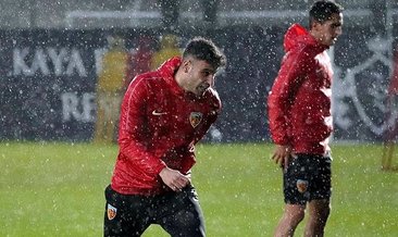 Kayserispor yağmurda çalıştı