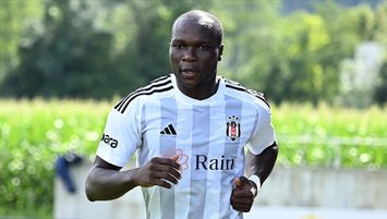 Aboubakar ipleri koparıyor