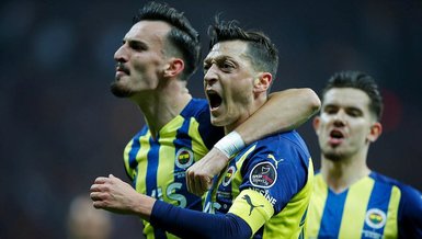 Galatasaray Fenerbahçe maçı sonrası Mesut Özil açıklamalarda bulundu: Burada gol atmak beni çok mutlu etti