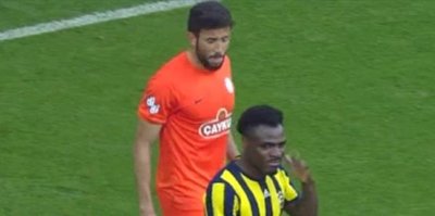 Emenike’ye ‘ırkçılık’ suçlaması