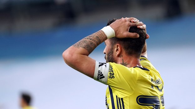 Son dakika FB haberleri | Fenerbahçe'de Gökhan Gönül şoku! #