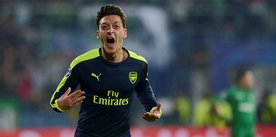 Mesut Özil imzayı attı: BBC son dakika olarak geçti...