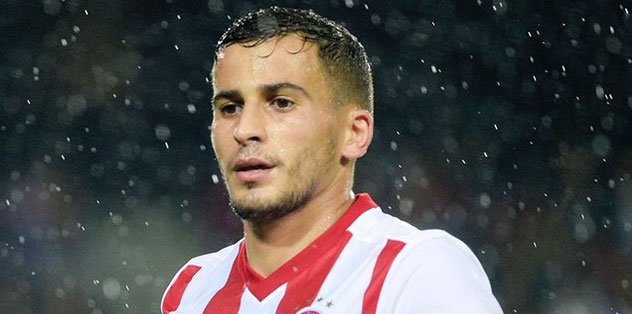 Sağ bek transferinde flaş gelişme! Galatasaray'a yüz vermedi