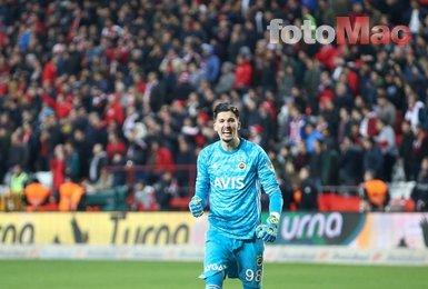 Son dakika Fenerbahçe transfer haberi: Vedat Muriqi’den sonra sıra Altay Bayındır’da! Ayrılık...