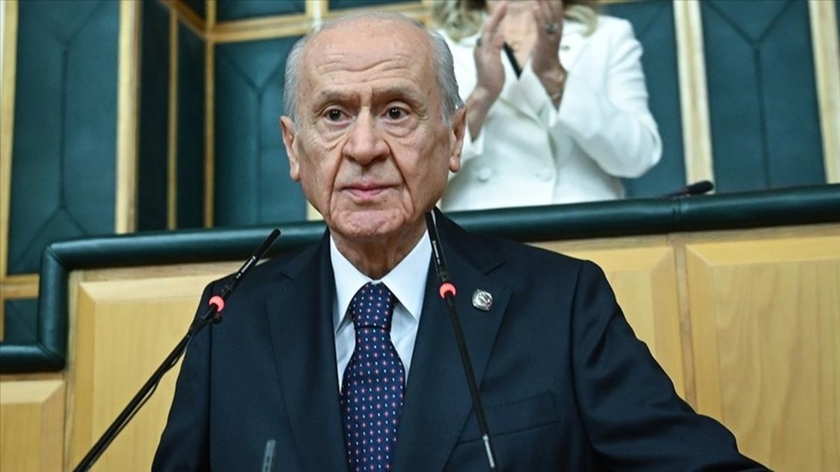 Bahçeli'den kutlama mesajı