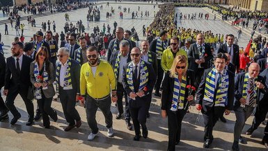 Fenerbahçeli taraftarlar Anıtkabir’i ziyaret etti