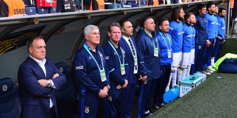 Yedek kulübesine girebildi