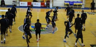 Medipol Başakşehir salonda çalıştı
