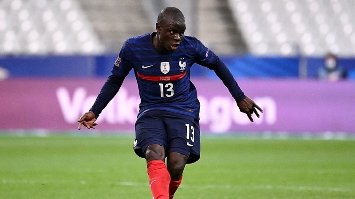 N'Golo Kante'nin uçağının takibine büyük ilgi!