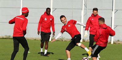 Sivasspor Göztepe hazırlıklarını sürdürüyor