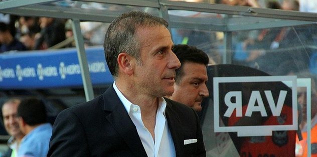 Beşiktaş'ın teknik direktör adayları arasında Abdullah Avcı bir adım önde