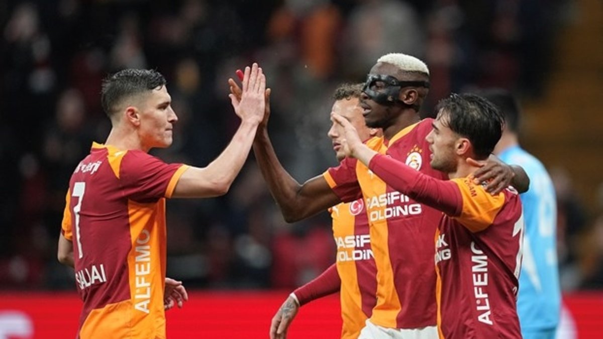 Galatasaray yenilmezlik serisini sürdürdü!