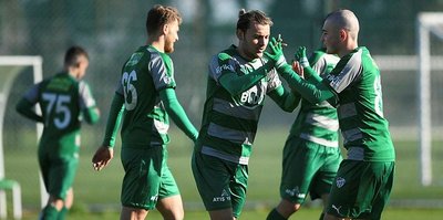 Bursaspor kamptaki ilk hazırlık maçını kaybetti