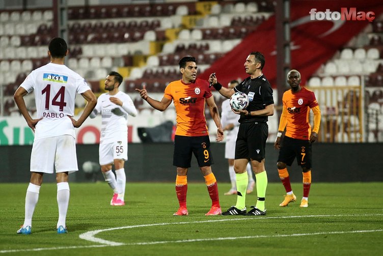 Son dakika spor haberleri: Galatasaray yönetimi kötü gidişatın faturasını kesti! Karar ve ceza...