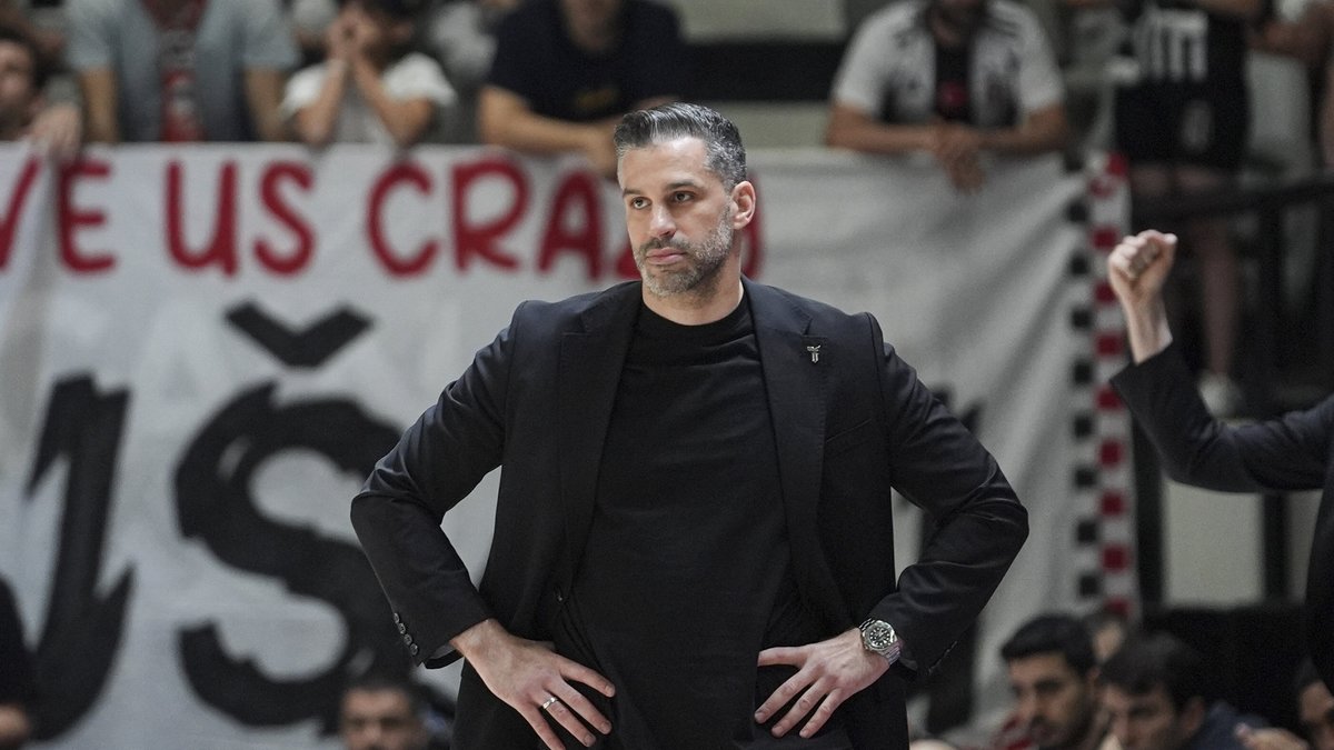 TBF'den Beşiktaş ve başantrenör Alimpijevic'e para cezası