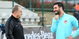 Galatasaray’dan Arda Turan’a gönderme!