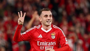 Kerem şov sürüyor