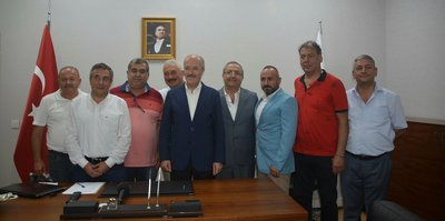 Büyükşehir’den Bandırmaspor’a 1 milyon 965 bin lira destek