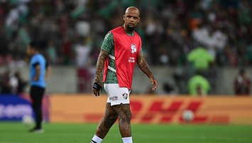 Felipe Melo kupa koleksiyonuna yenisini ekledi!