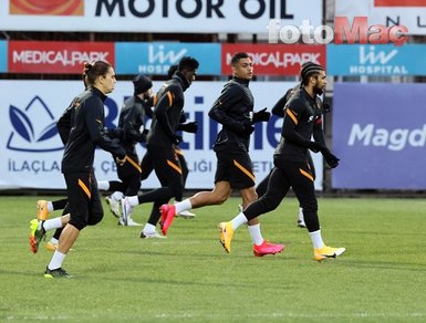 Galatasaray’da DeAndre Yedlin ve Mostafa Mohamed ilk antrenmanına çıktı! İşte o görüntüler