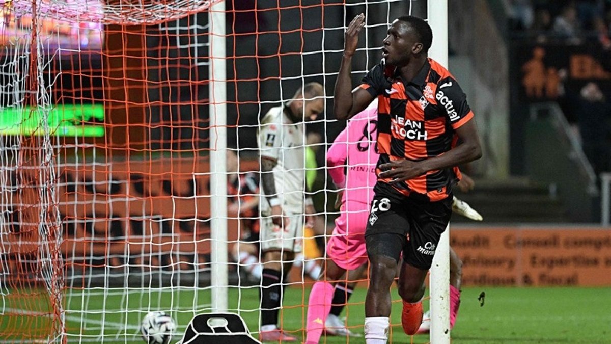 Beşiktaş'ta transferde gündemdeki isim Soumano!