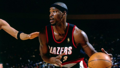 NBA'ın eski yıldızı Clifford Robinson hayata veda etti