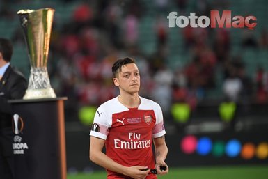 Emery’den Mesut Özil ile ilgili şok sözler