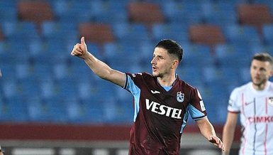 Keskin nişancı Enis Bardhi