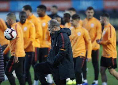 Galatasaray ve Fenerbahçe derbi hazırlıklarını tamamladı