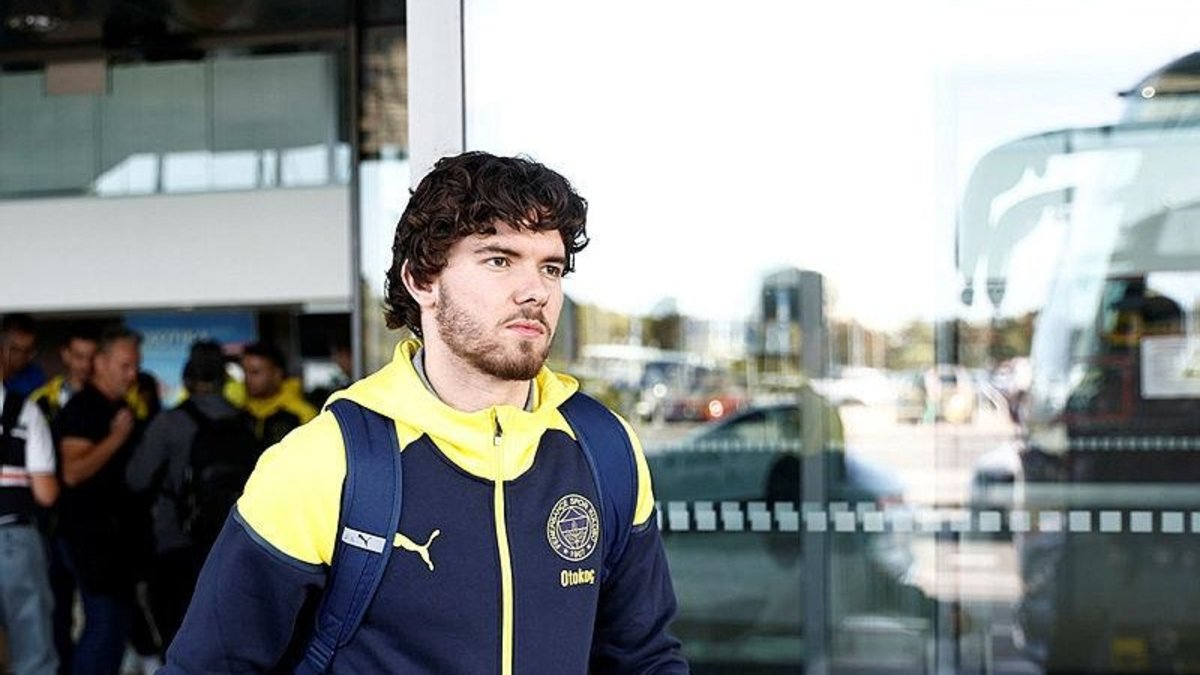 TRANSFER HABERLERİ | Fenerbahçe'ye Ferdi Kadıoğlu'nun yerine o gelecek! TRANSFER HABERLERİ | Fenerbahçe'ye Ferdi Kadıoğlu'nun yerine o gelecek!