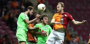 G.Saray 121 gün sonra taraftarına kavuşuyor
