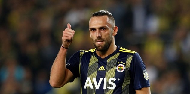 Premier Lig devinden Vedat Muriç'e resmi teklif!