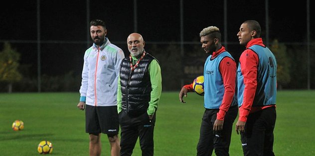 Alanya onu bırakmıyor