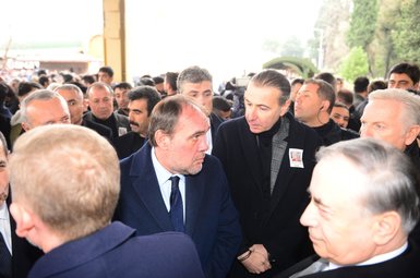 Galatasaray Teknik Direktörü Fatih Terim’in babası son yolculuğuna uğurlandı