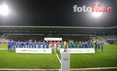 Erzurumspor - Akhisarspor maçından kareler...