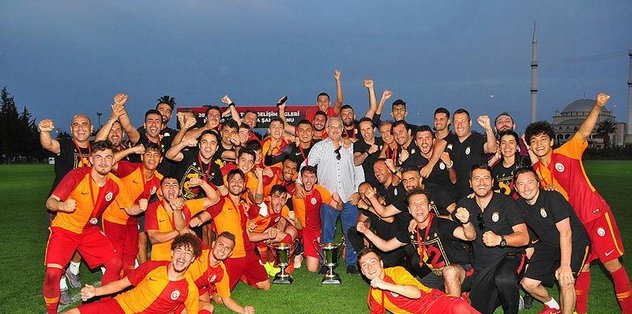 Kupa yağıyor