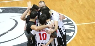 Voleybol: Efeler Ligi