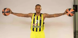 Nunnally Fenerbahçe’ye veda ediyor