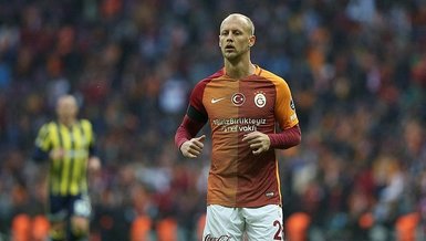 SON DAKİKA - Eski Galatasaraylı Semih Kaya futbolu bıraktığını açıkladı!