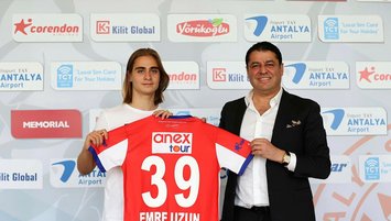 Antalyaspor'da transfer! Genç isim imzayı attı