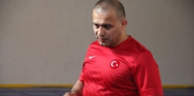 Kadın Güreş Milli Takımı yurda döndü