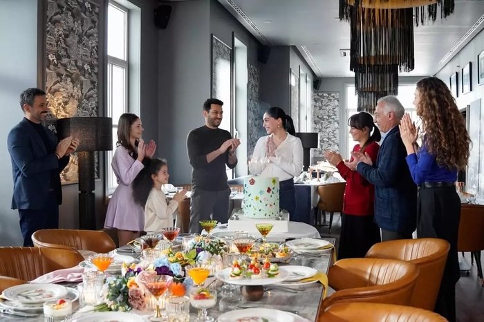 guller-ve-gunahlar-yeni-bolum-izle-kanal-d-guller-ve-gunahlar-15-bolum-1769889060308.jpeg Güller ve Günahlar yeni bölüm izle