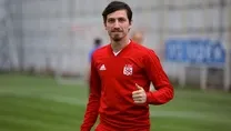 Mert Hakan Yandaş Emre’nin izinde