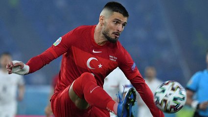 Son dakika: Galatasaray'ın hedefinde yeni Rumen transfer ...