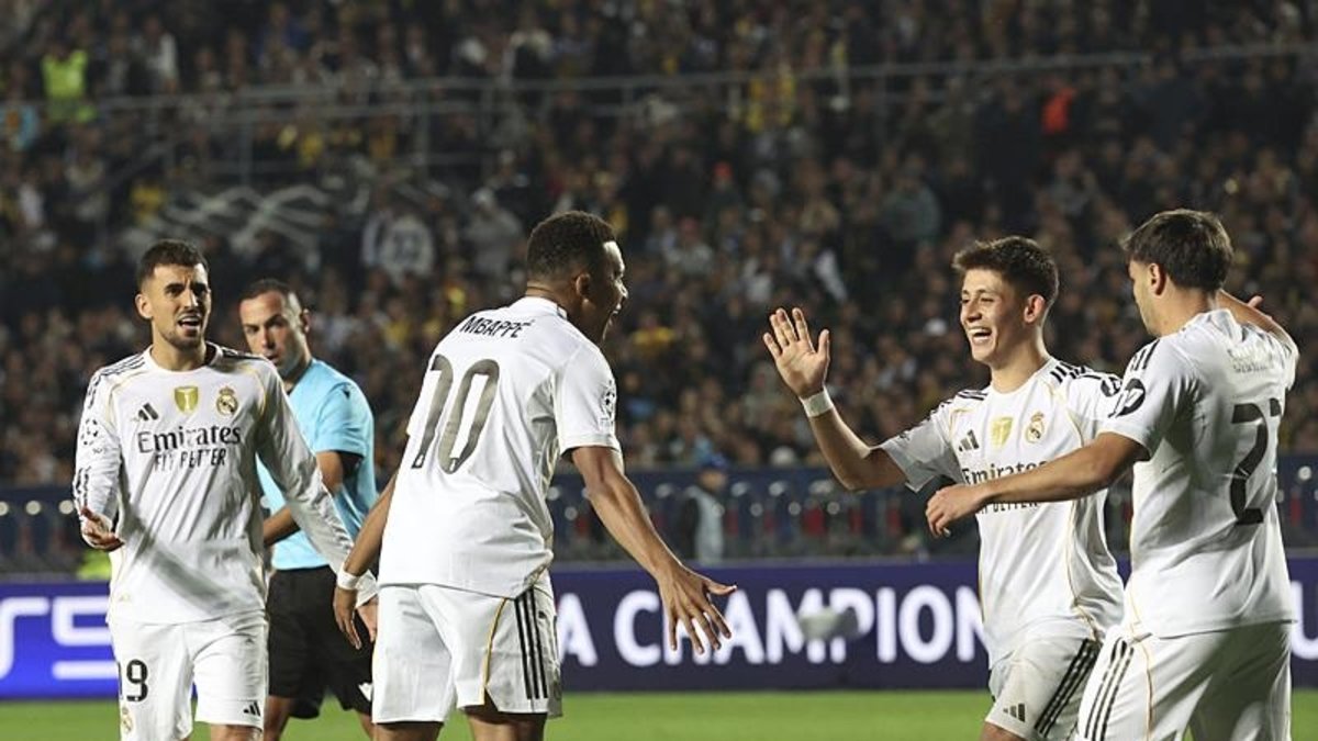 Kairat 0-5 Real Madrid | MAÇ SONUCU-ÖZET (Arda Güler ilk 11'de oynadı) Kairat 0-5 Real Madrid | MAÇ SONUCU-ÖZET (Arda Güler ilk 11'de oynadı)