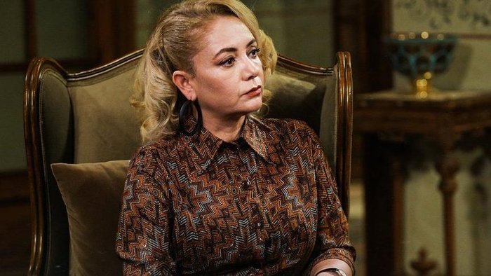 kizilcik-serbeti-pembe-kimdir-sibel-tascioglu-kimdir-nereli-kac-yasinda-meslegi-ne-burcu-boyu-ve-kilosu-kac-1667137016695.jpeg