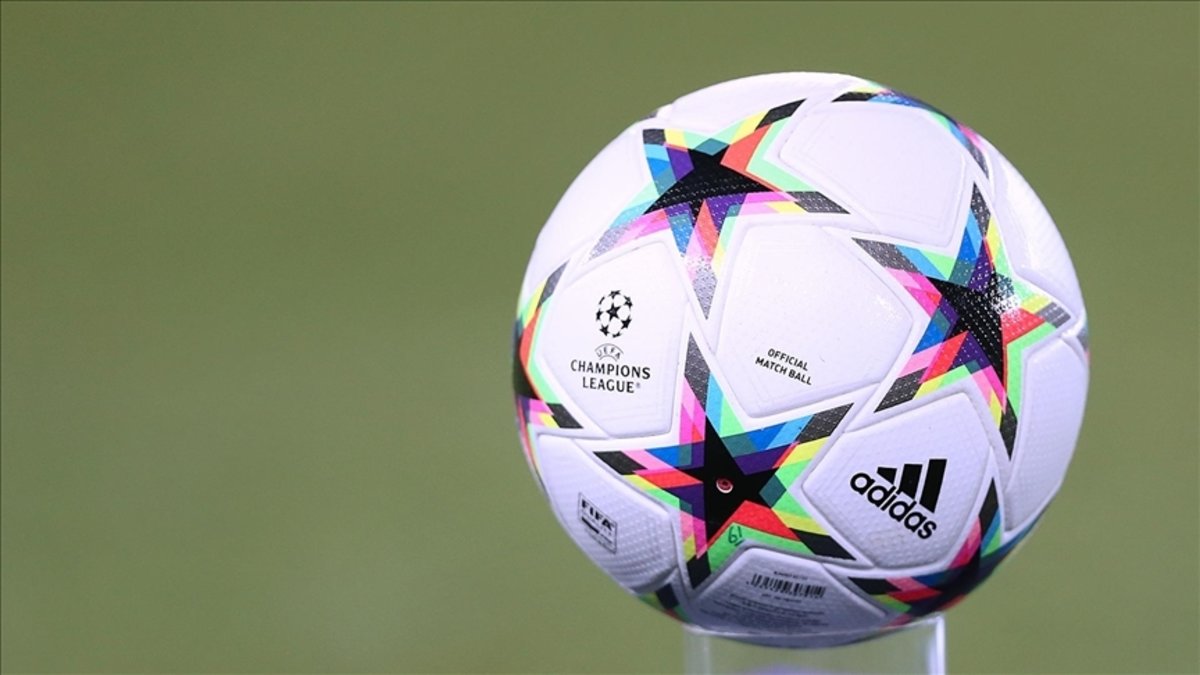 Premier Lig takımlarının kadro genişletme talebi UEFA'da kabul görmedi!